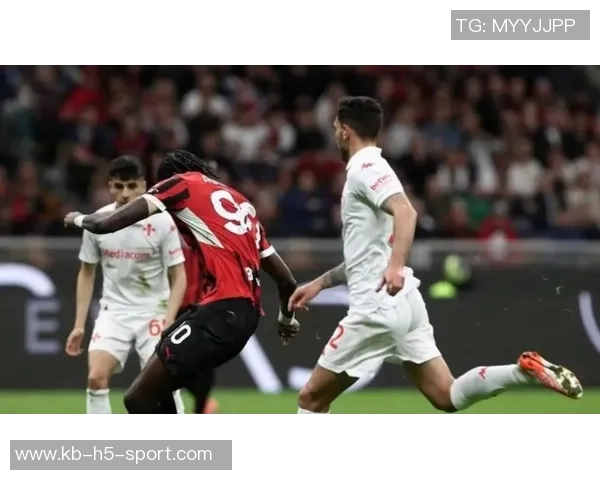 意甲联赛精彩对决AC米兰强势战胜升班马展现冠军实力